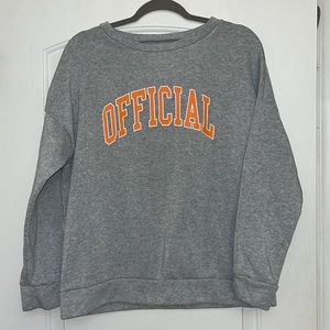 Cool sweatshirt with logo. Size Medium in great condition.